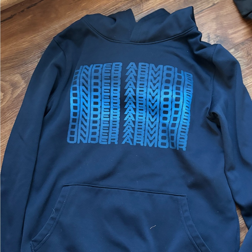 Under Armour Boy’s Blue Hoodie size large